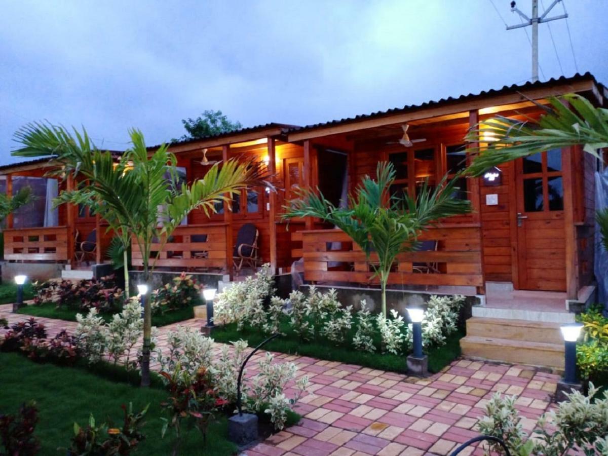 Grand Vatika Resort Arambol Exterior foto