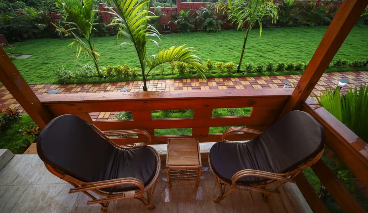 Grand Vatika Resort Arambol Exterior foto
